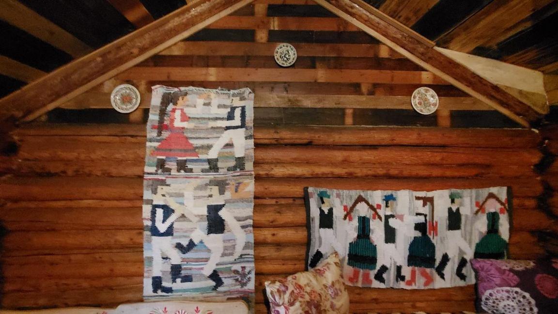 Casa Rustic Feher & Fekete Vendeghazak Sovata Eksteriør billede