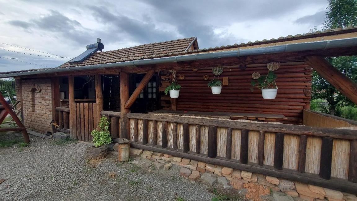 Casa Rustic Feher & Fekete Vendeghazak Sovata Eksteriør billede