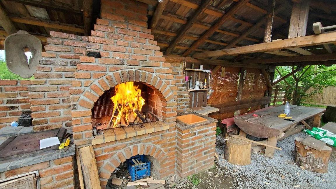 Casa Rustic Feher & Fekete Vendeghazak Sovata Eksteriør billede