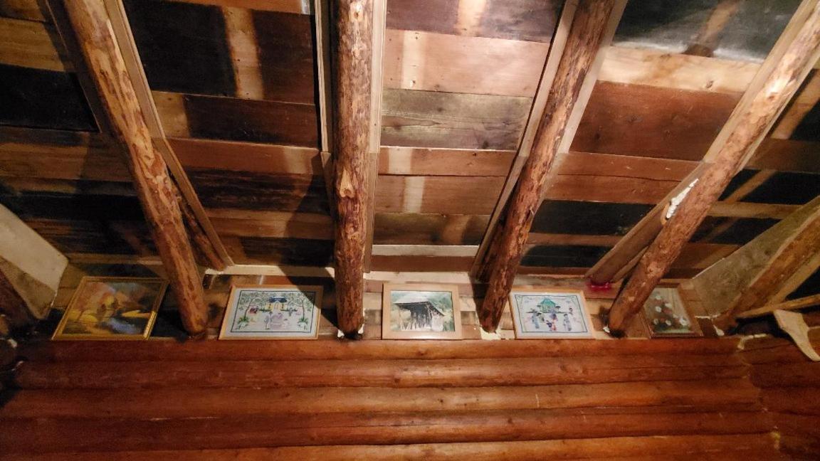 Casa Rustic Feher & Fekete Vendeghazak Sovata Eksteriør billede