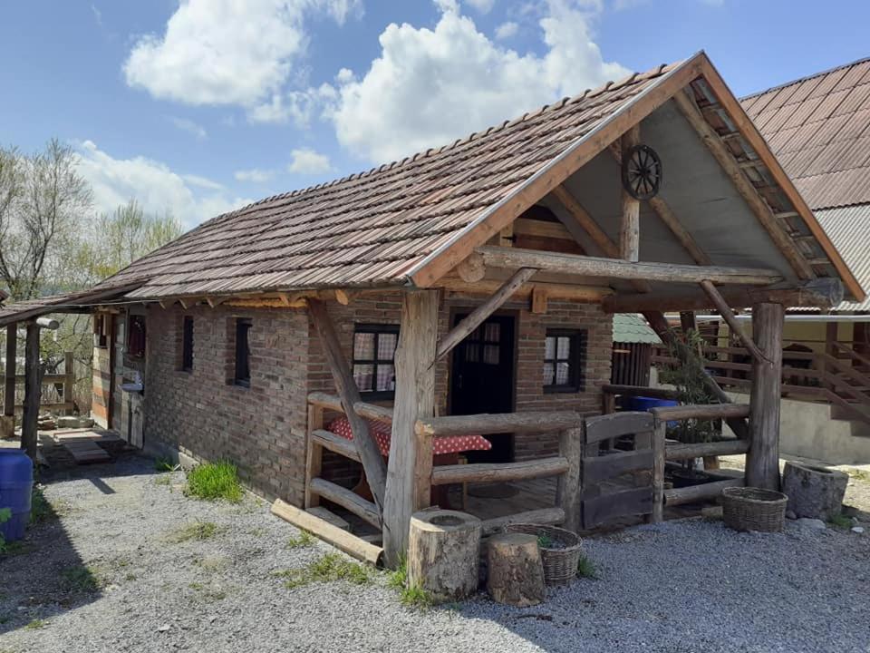 Casa Rustic Feher & Fekete Vendeghazak Sovata Eksteriør billede