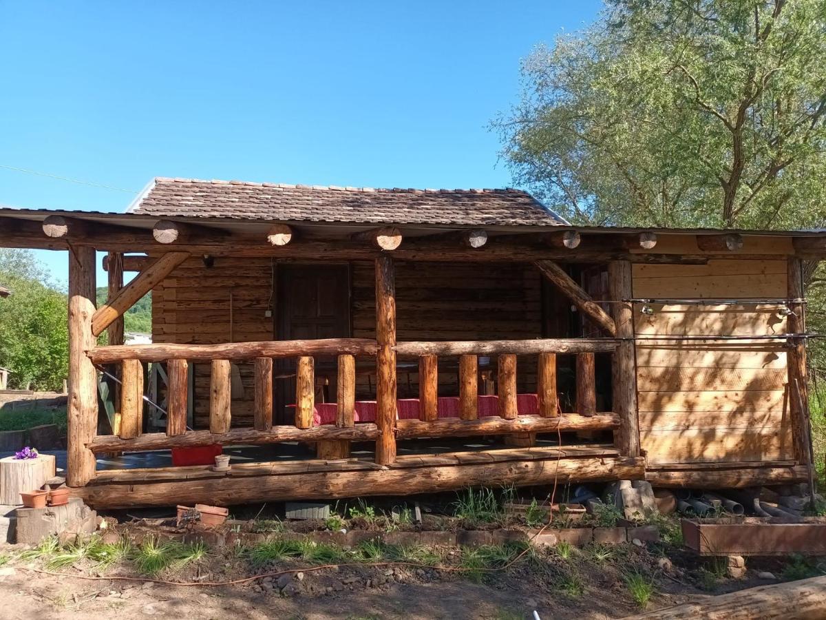 Casa Rustic Feher & Fekete Vendeghazak Sovata Eksteriør billede